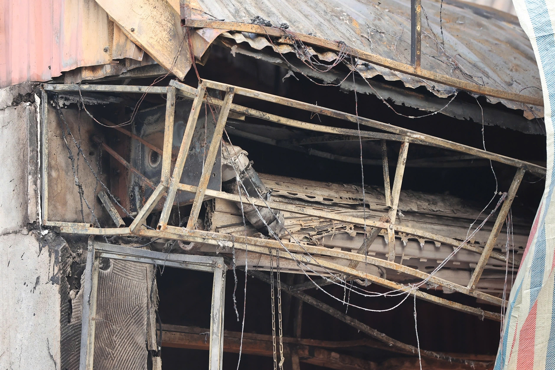 Prime Minister orders strict action in Hanoi fire that killed 11