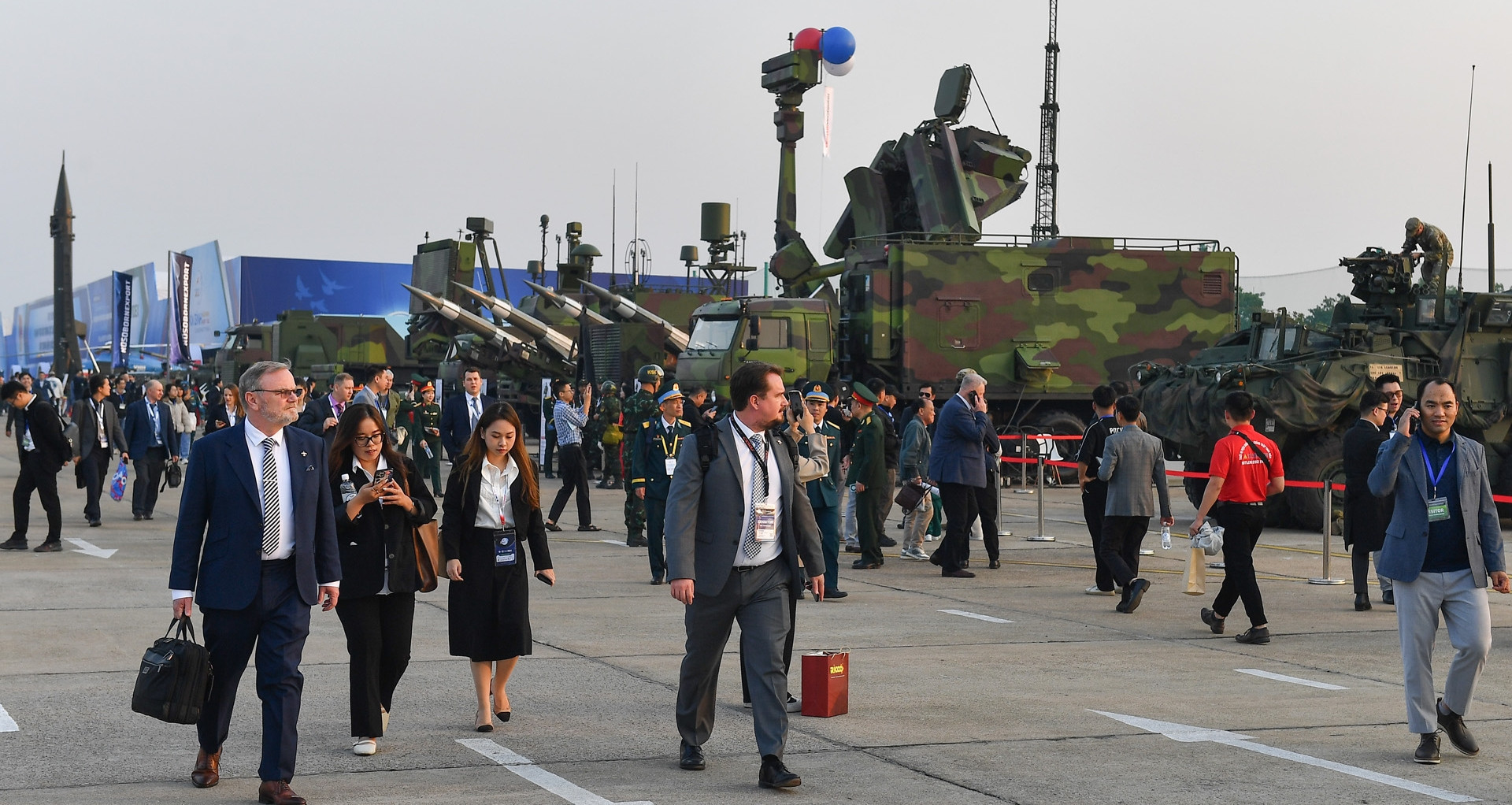 France and UK pledge support for Vietnam’s defense modernization goals