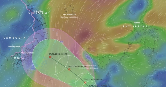 Heavy rains, strong winds forecast as tropical depression moves toward Vietnam