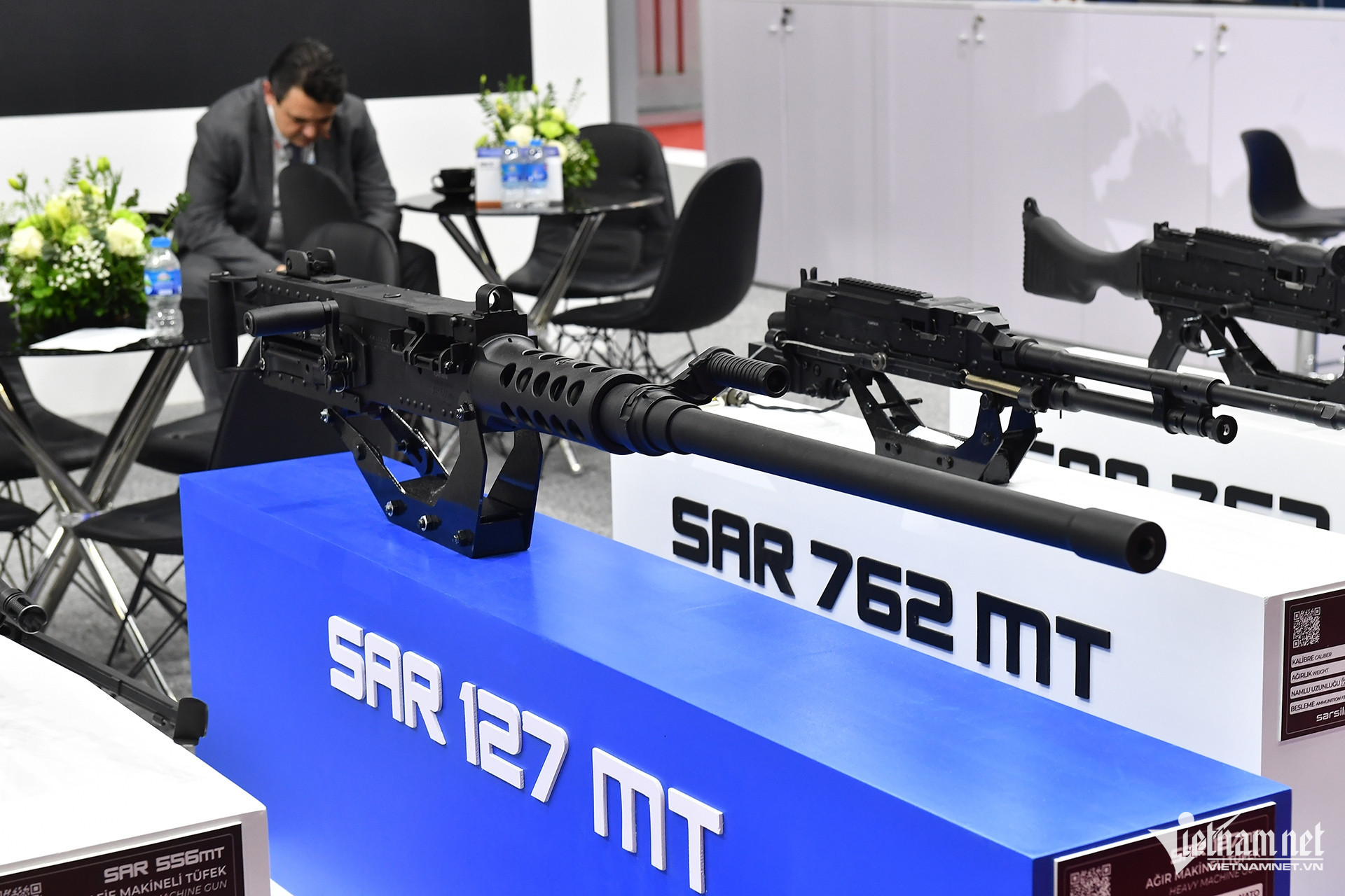 Vietnam's SCX-12.7V and Turkey's SAR 127 MT steal the spotlight at