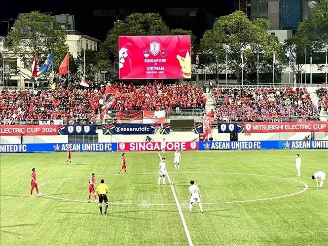 Vietnam beat Singapore 2-0 in first leg of ASEAN Cup semifinal