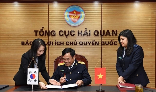 Vietnam, RoK sign mutual recognition agreement on authorised economic operator