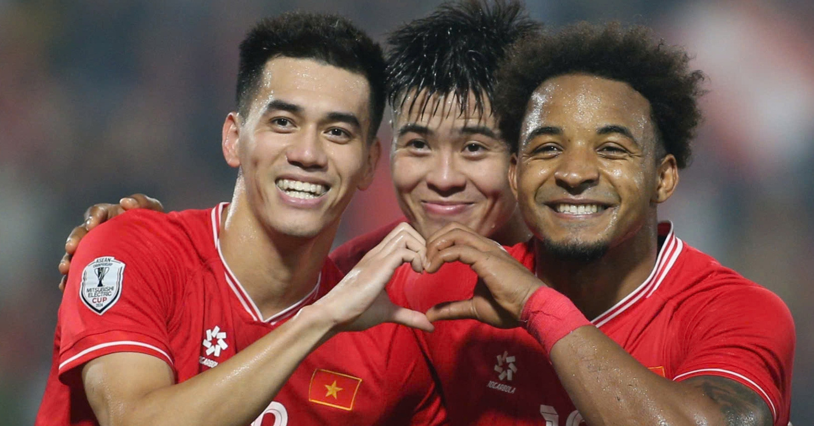 Vietnam storms into ASEAN Cup 2024 final with 3-1 win over Singapore