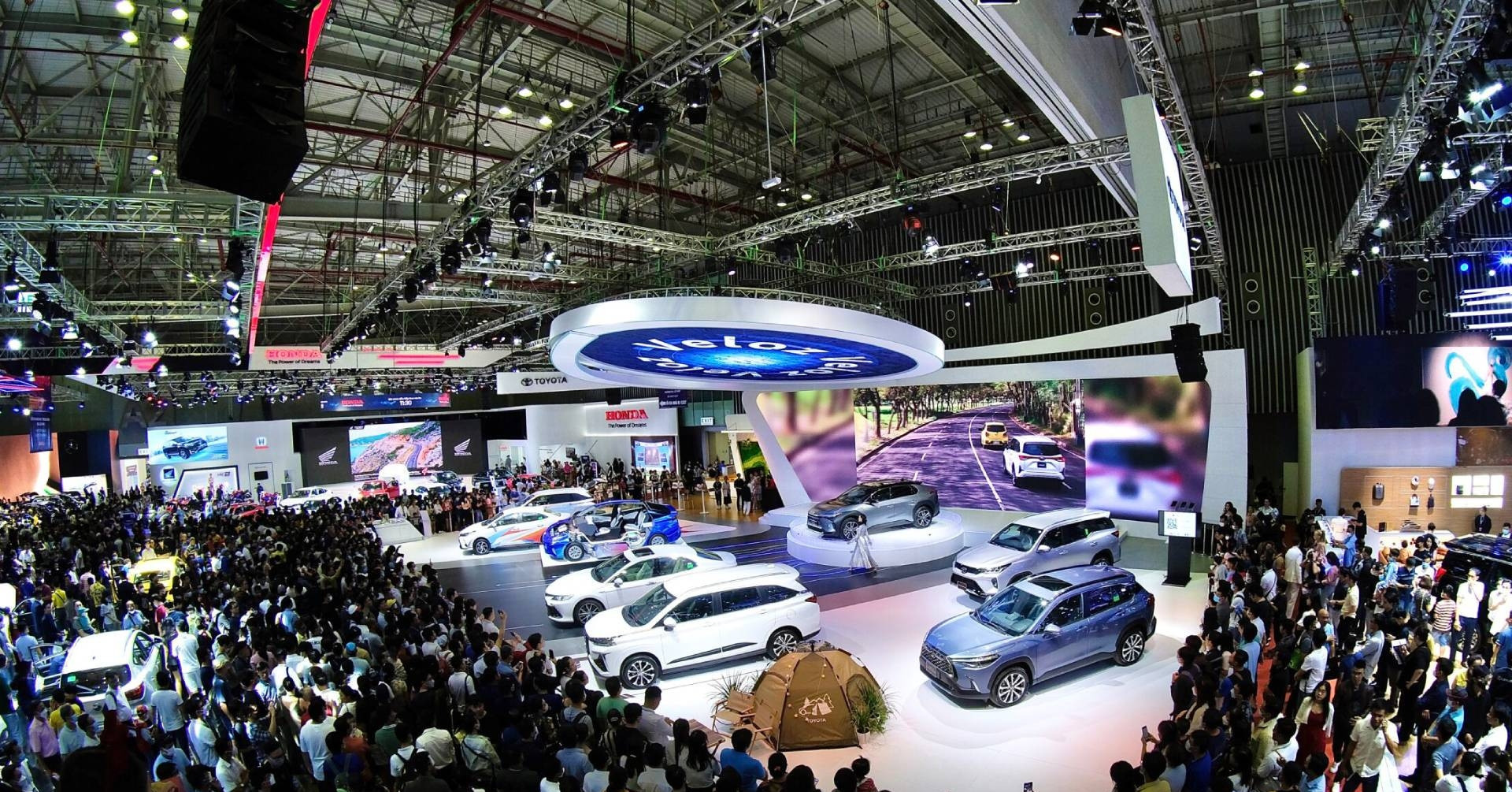 Vietnam's automotive industry in 2024: Five key milestones and trends