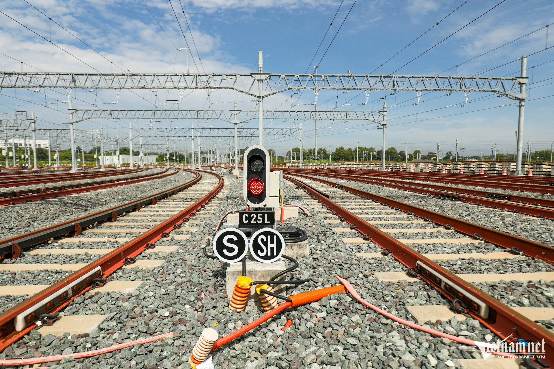 depot long binh tphcm 70243.jpg