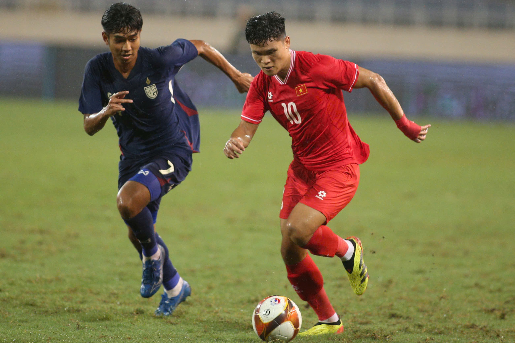 Tuan Hai Viet Nam Thai Lan 2.jpg