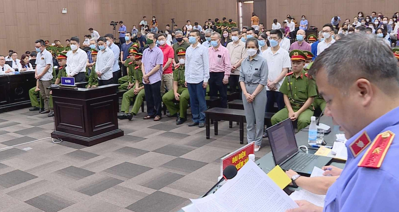 Second phase of rescue flight scandal trial set to begin in Hanoi