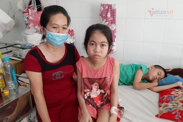 Lê Trân Lê Triệu (1).jpg