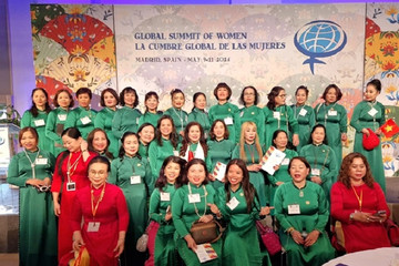 Overseas Vietnamese attend Global Summit of Women for first time