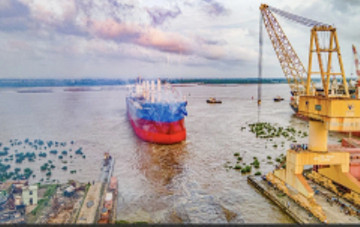 Largest made-in-Vietnam bulk carrier launched