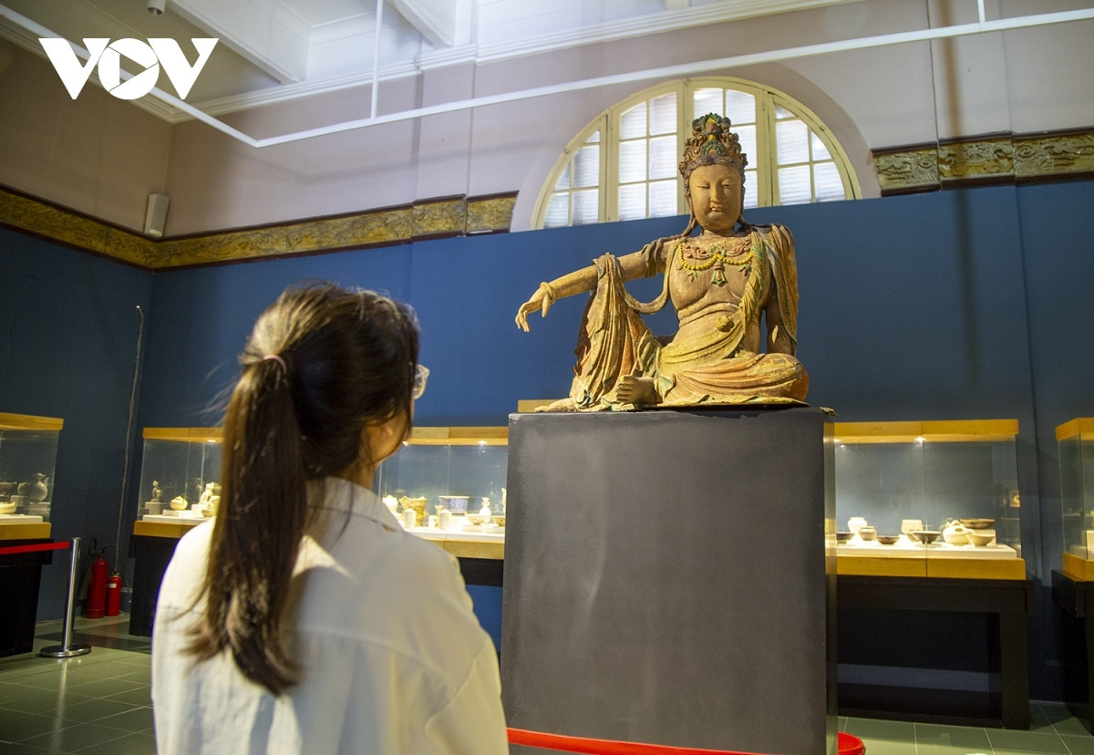 18 national treasures presented to public at hai phong museum picture 10