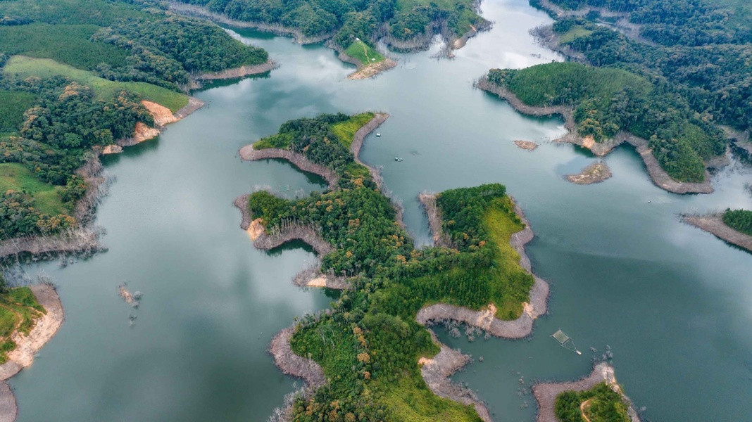 ﻿The untamed beauty of hydropower reservoir