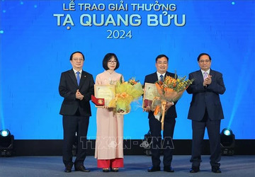 Physic, environmental scientists granted Ta Quang Buu Awards 2024