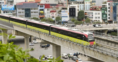 Gov’t forms task force on urban railway projects in Hanoi, HCM City