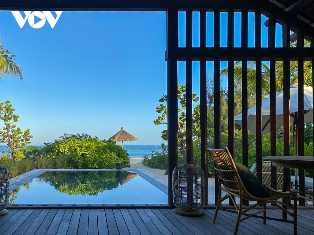 booking.com reveals dreamy destinations for sustainable getaway in 2024 picture 1