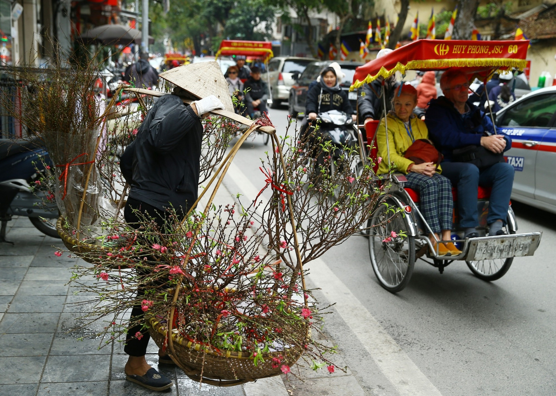 anh 4 nam moi o ha noi.jpg