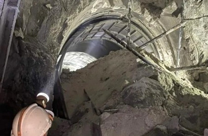 Another railway tunnel collapse paralyzes North-South rail service