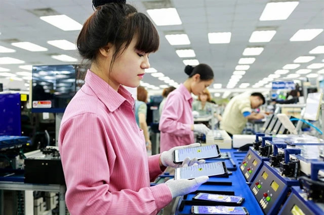 Vietnam imports over 3 billion USD worth of mobile phones, components in Q1