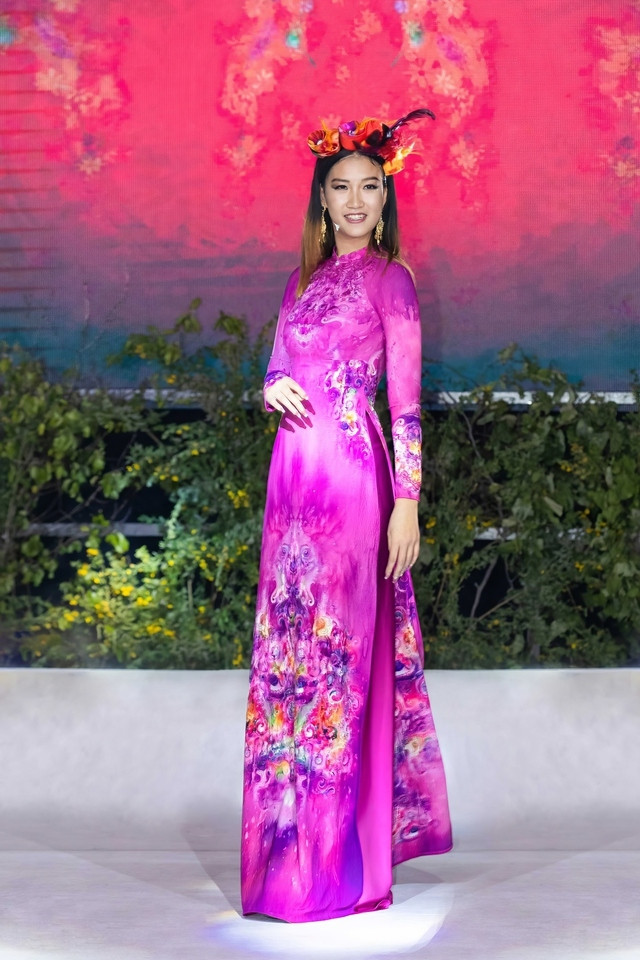 vietnamese ao dai collection makes us debut picture 10