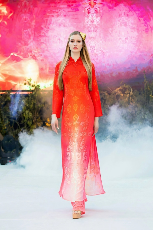 vietnamese ao dai collection makes us debut picture 5