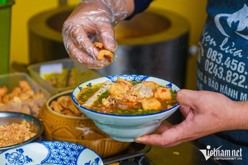 Top 5 Vietnamese crab-noodle soup restaurants in Hanoi
