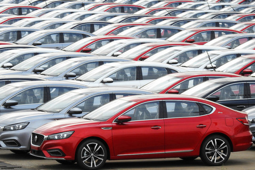 Chinese cars flood Vietnam, but sales are poor