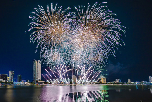 Da Nang ready for summer 2024 with fireworks festival & world-class shows
