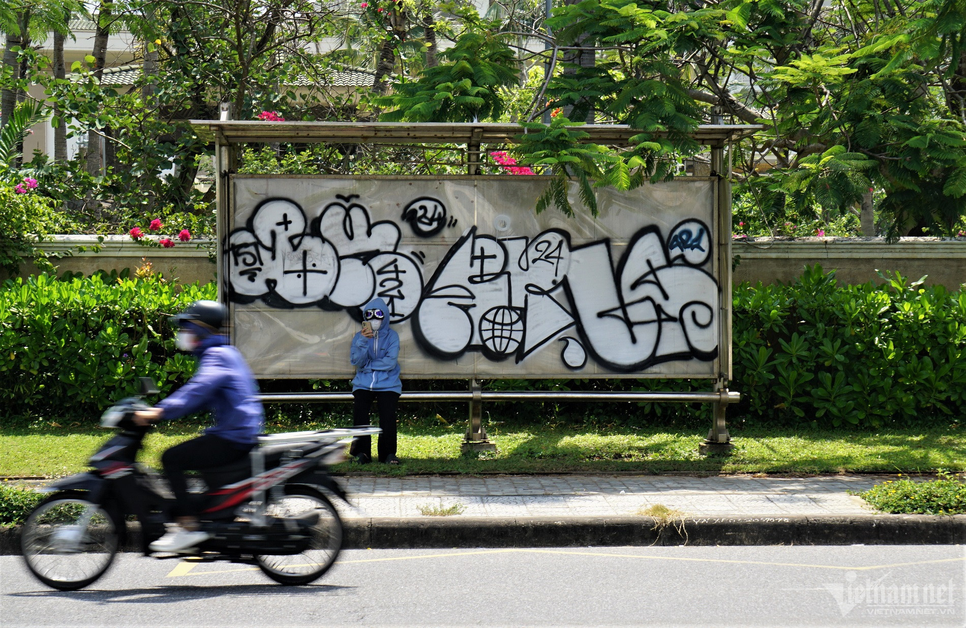graffiti dn.jpg7.jpg