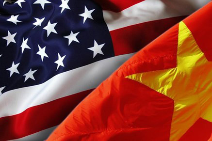 US President considers whether to lift arms embargo on Vietnam