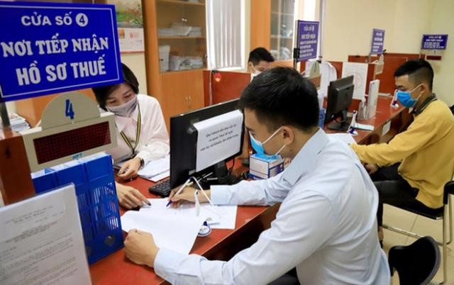 Vietnam to prohibit those with unpaid taxes from leaving country