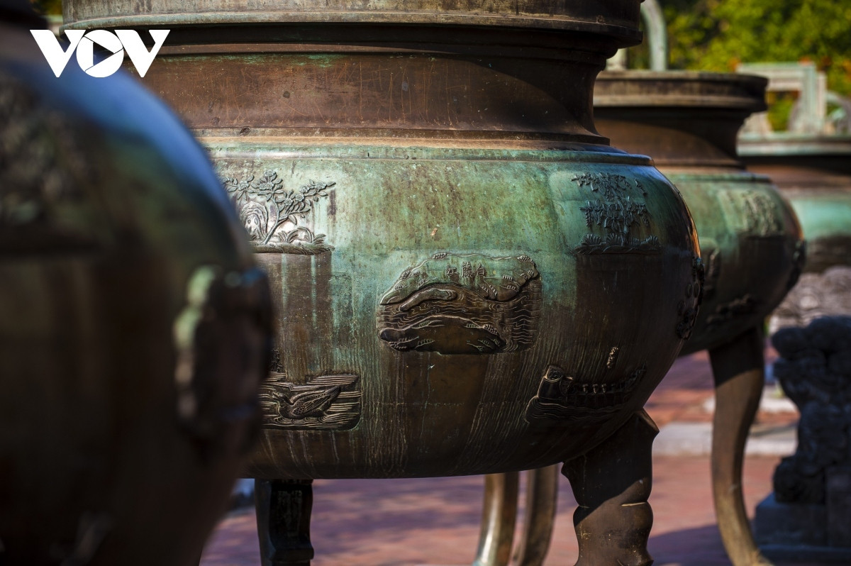 a glance at nine dynastic urns inscribed on unesco memory of world register picture 5