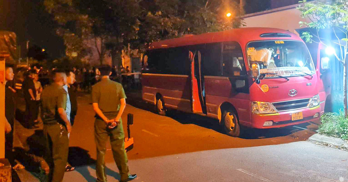 be trai bo quen.jpeg