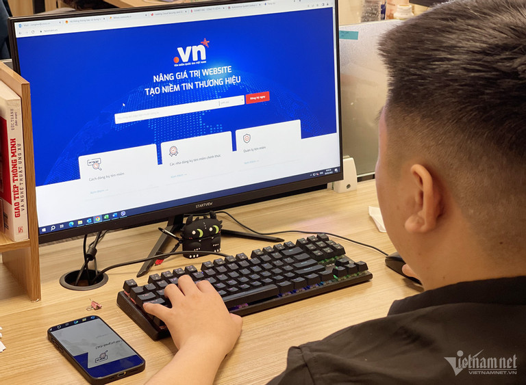 domain name T.Trang.jpg