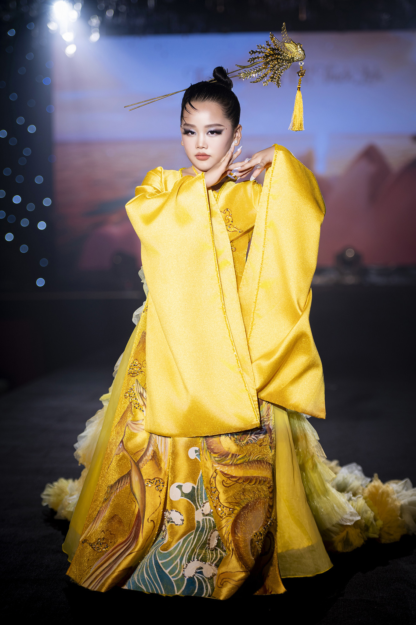 Thiệu Vy BST Thụy liên (7).jpg