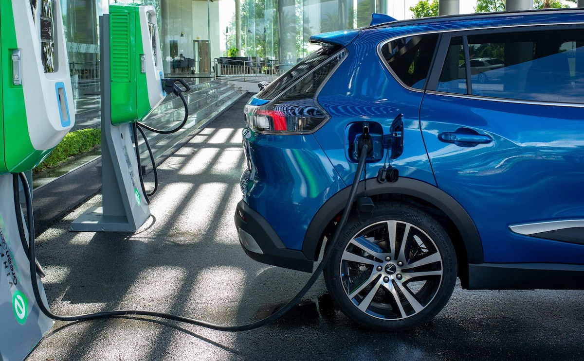 Chinese electric cars face uphill battle in Vietnam's market