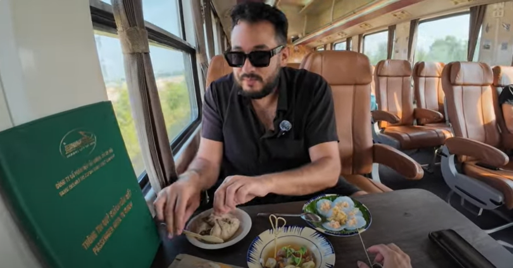 Foreign tourists delighted by green banana flour bread on luxurious train