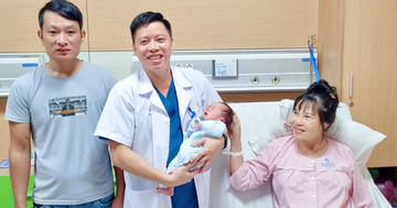 Vietnamese woman becomes first-time mother at 52