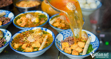 Craving crab noodle soup in Hanoi? Here are 5 must-try restaurants