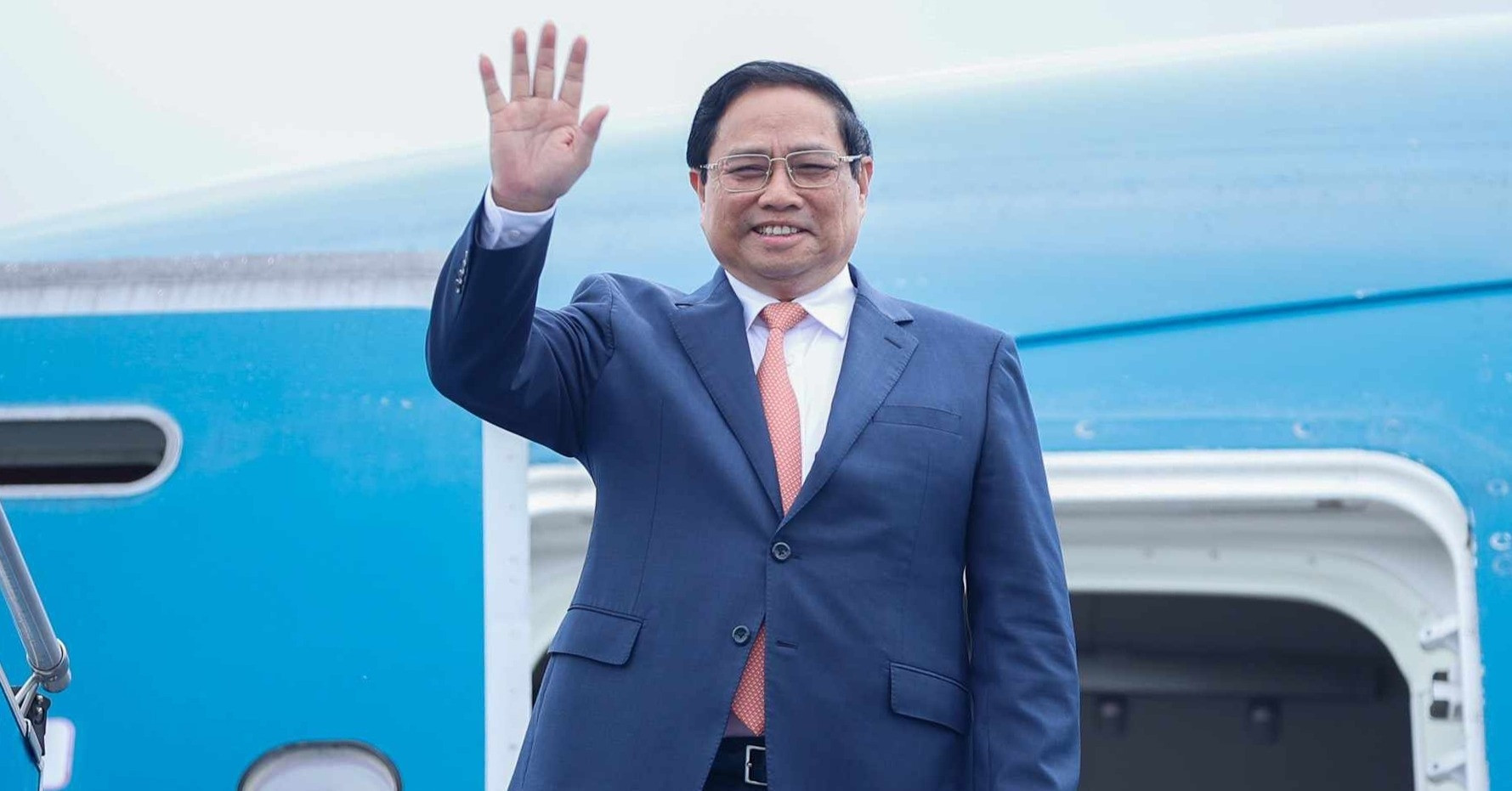 PM Pham Minh Chinh heads to China for WEF Summit and China visit