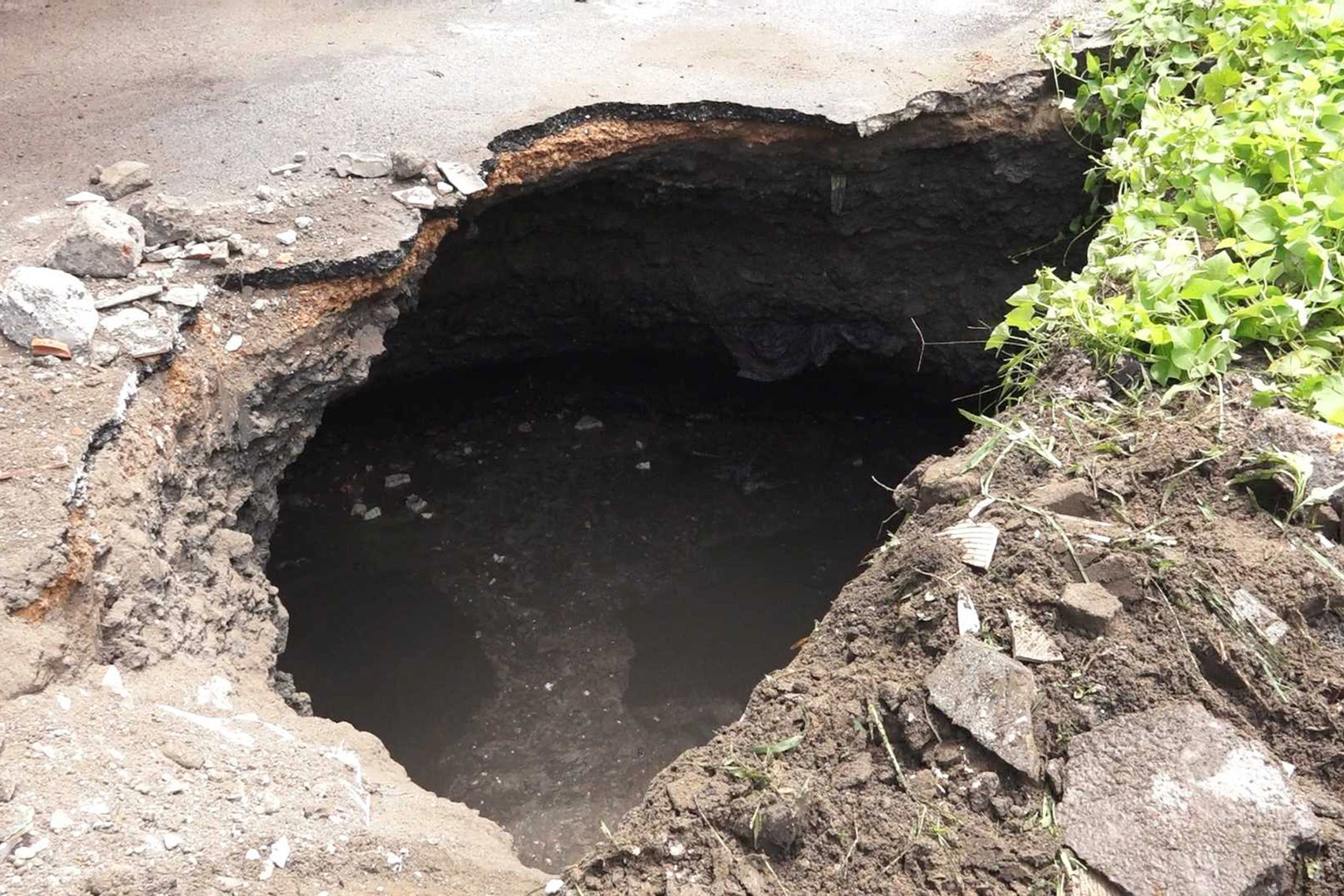 Quang Ninh's residential area struck by 'death holes'