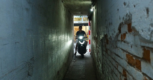 Hanoi's 'specialty' alleys: A firefighter's nightmare