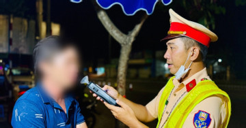 Absolute alcohol ban for drivers approved by Vietnam's National Assembly