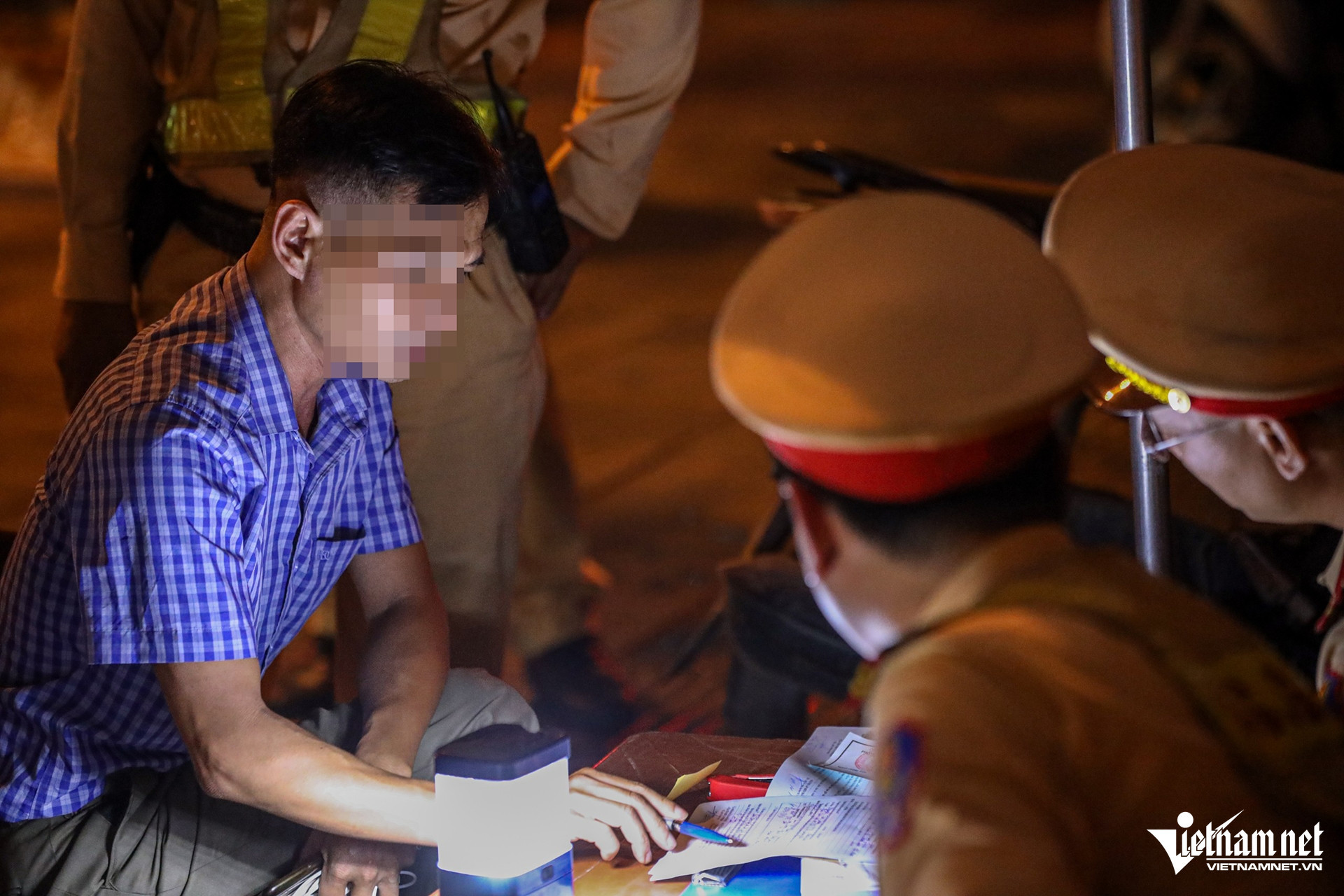 W-vi pham nong do con 7.jpg