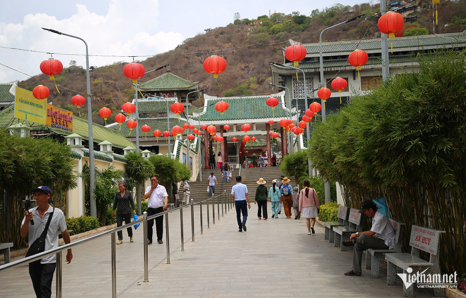 W-miếu bà 01.JPG.jpg