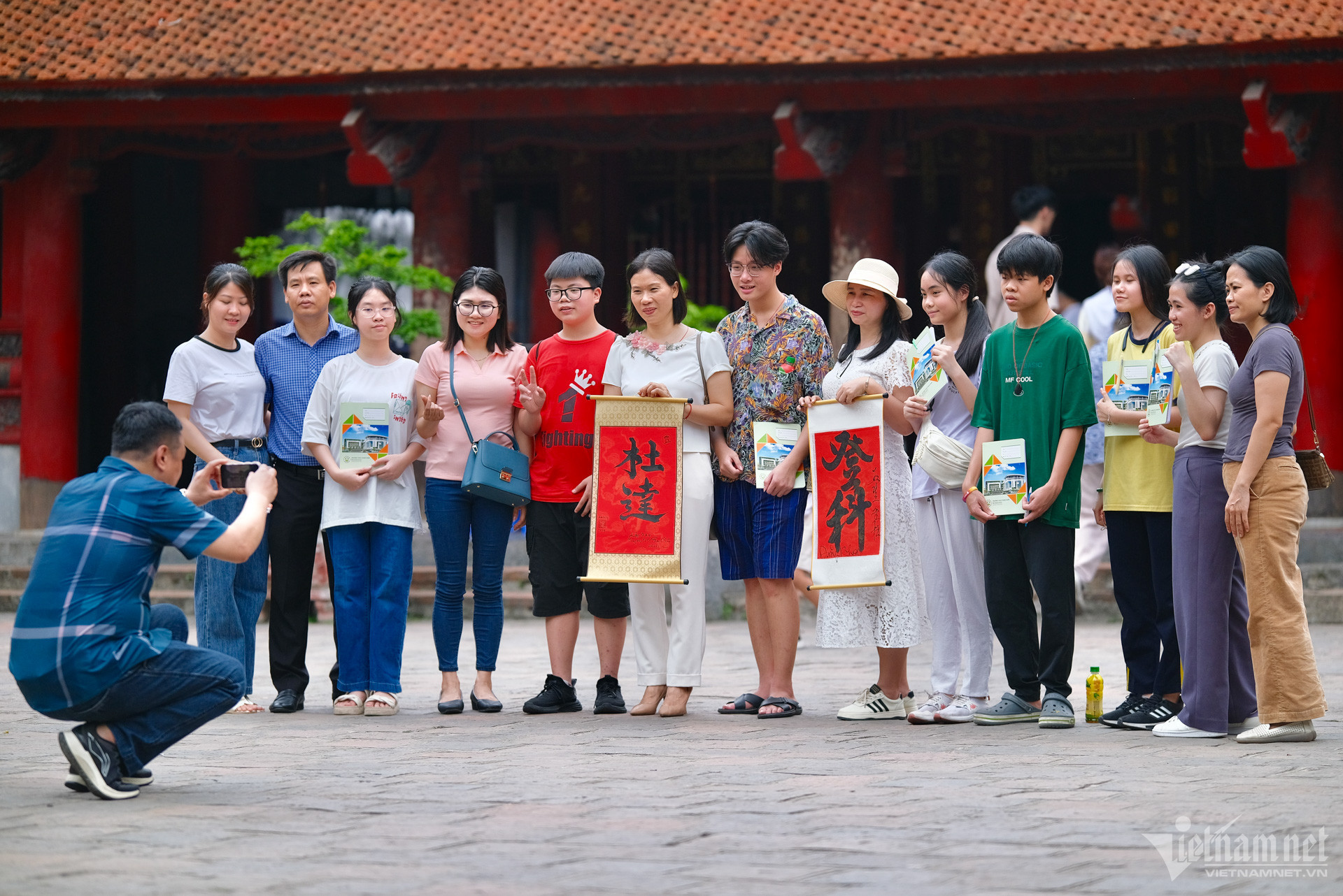 W-thi lớp 10 giáo dục (16).jpg