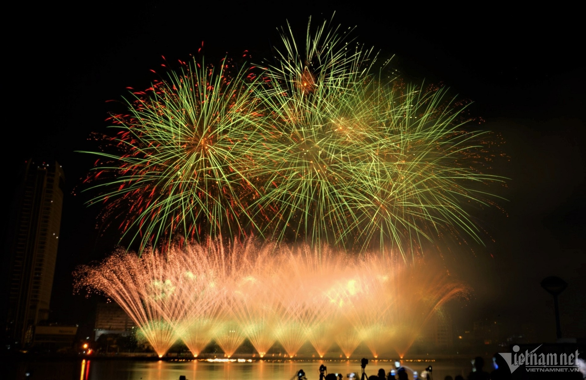 W-phao hoa phap1.jpg