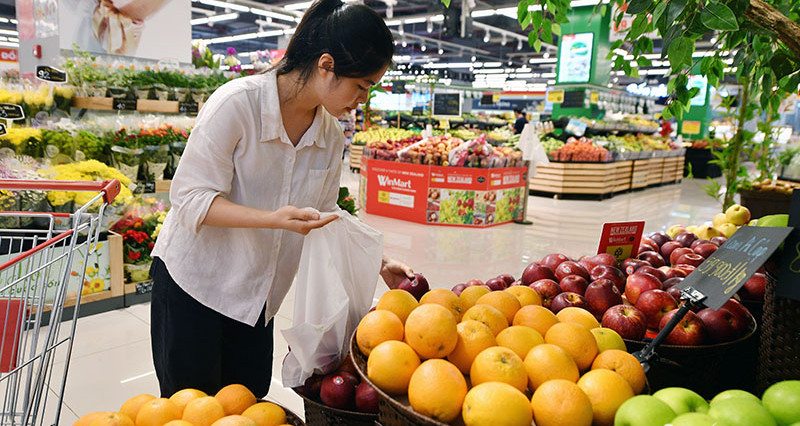 Imported fruits: A lucrative billion-dollar market in Vietnam