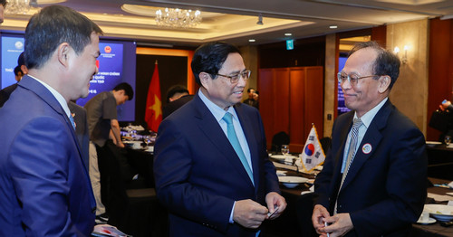 Vietnam introduces top incentives to attract semiconductor and AI experts
