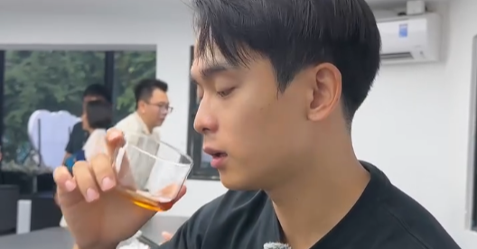 Korean YouTuber raves about $21 coffee in Ho Chi Minh City