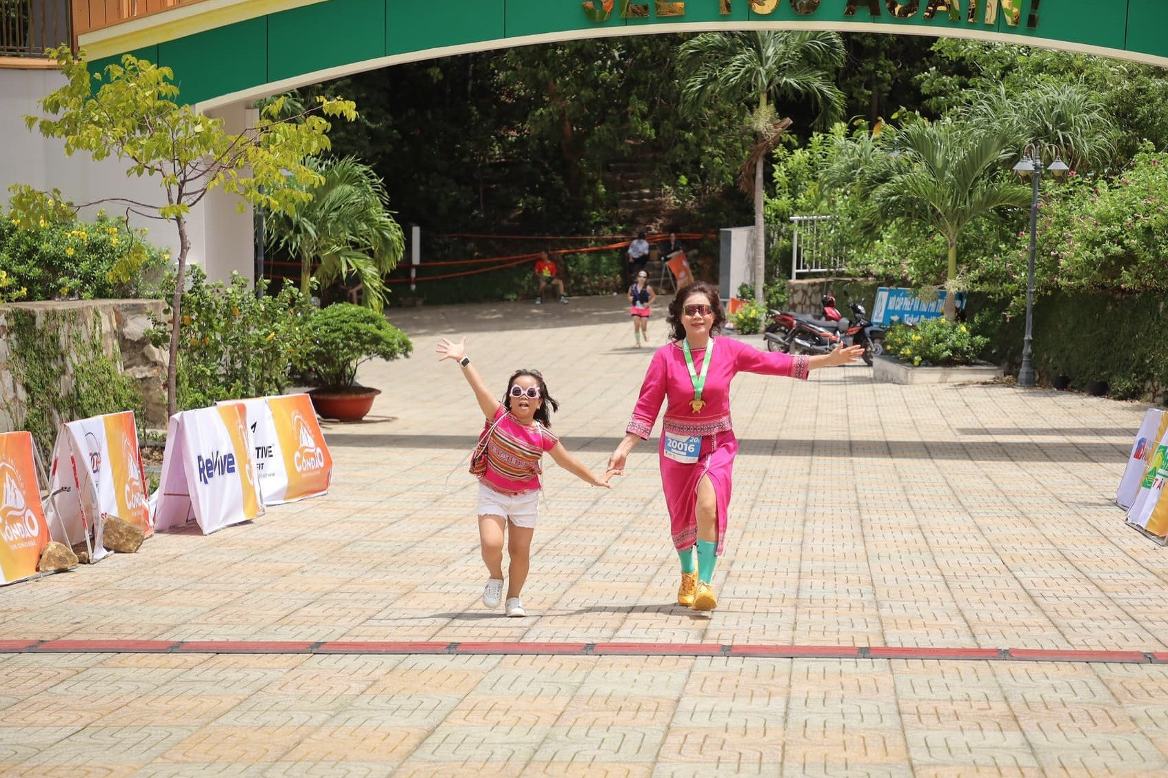 61-year-old woman and granddaughter travel up to the forest and down to the sea